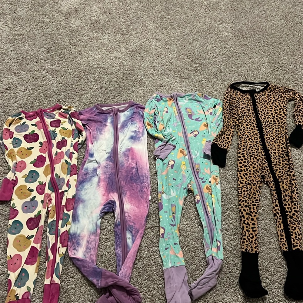 4-Little Sleepies pajamas size 2T